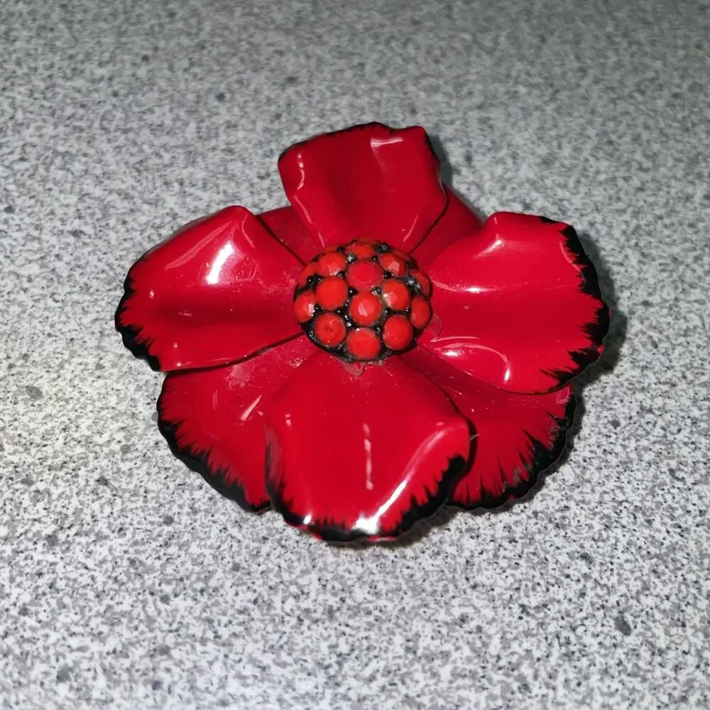 VINTAGE ENAMEL RHINESTONE RED BLACK LAYERED RETRO MOD FLOWER BROOCH PIN